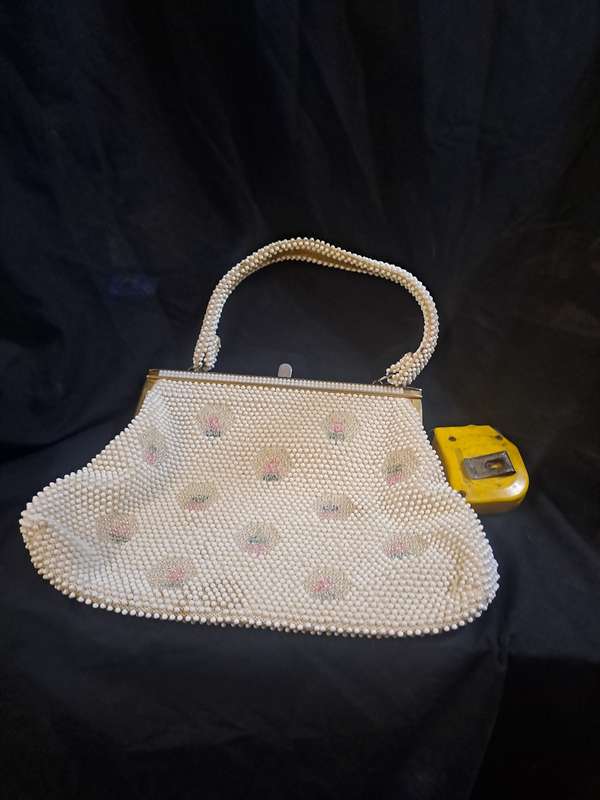 Vintage corde beaded women's white floral  handbag