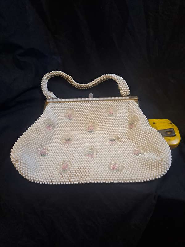 Vintage corde beaded women's white floral  handbag