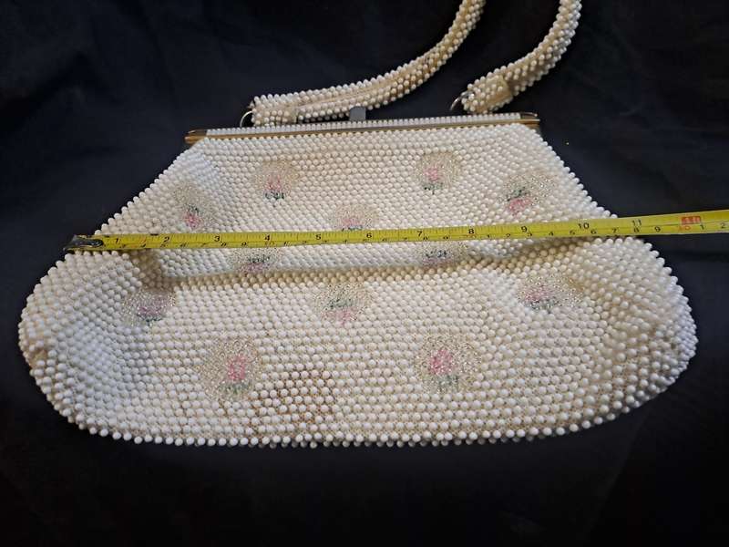 Vintage corde beaded women's white floral  handbag