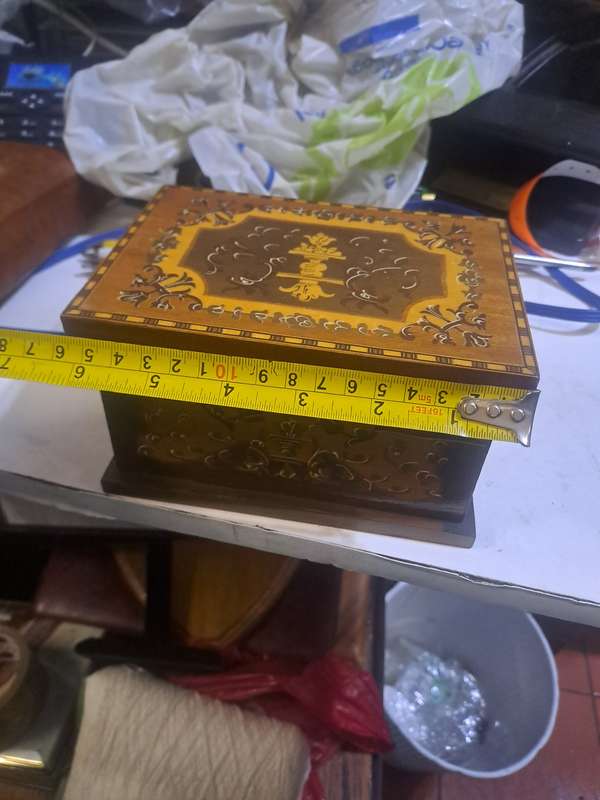 Vintage cigarette dispenser wooden decorative box
