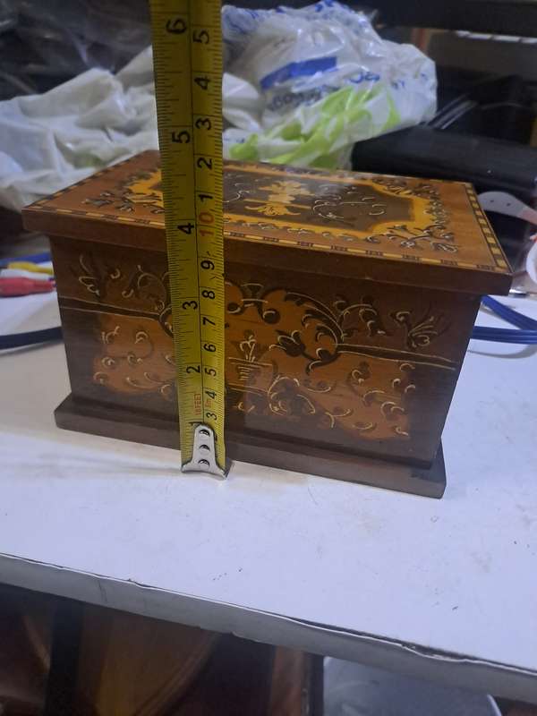 Vintage cigarette dispenser wooden decorative box