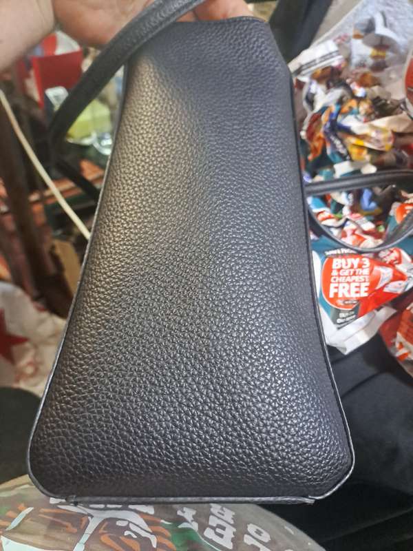 Guess handbag (secondhand)