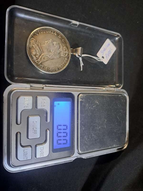 British silver crown