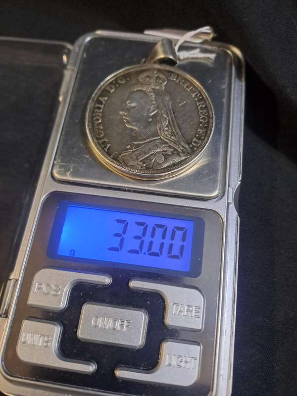 British silver crown