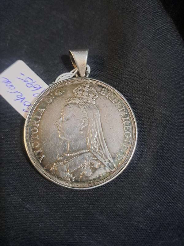 British silver crown