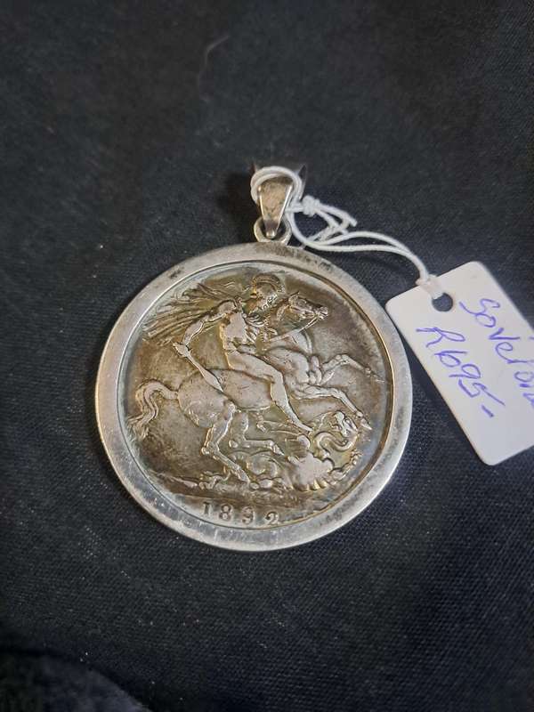 British silver crown