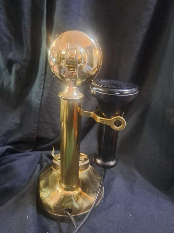 Replica candlestick phone
