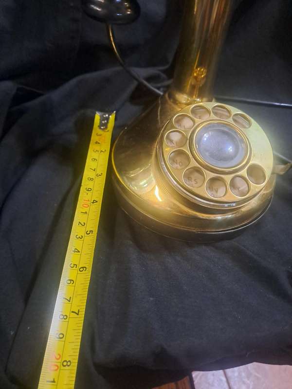 Replica candlestick phone