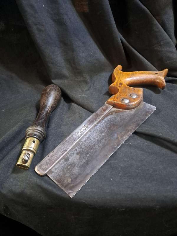 Vintage tool saw lot