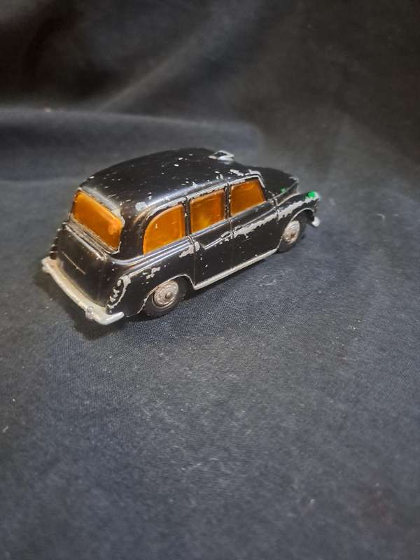Lone star London taxi made in England