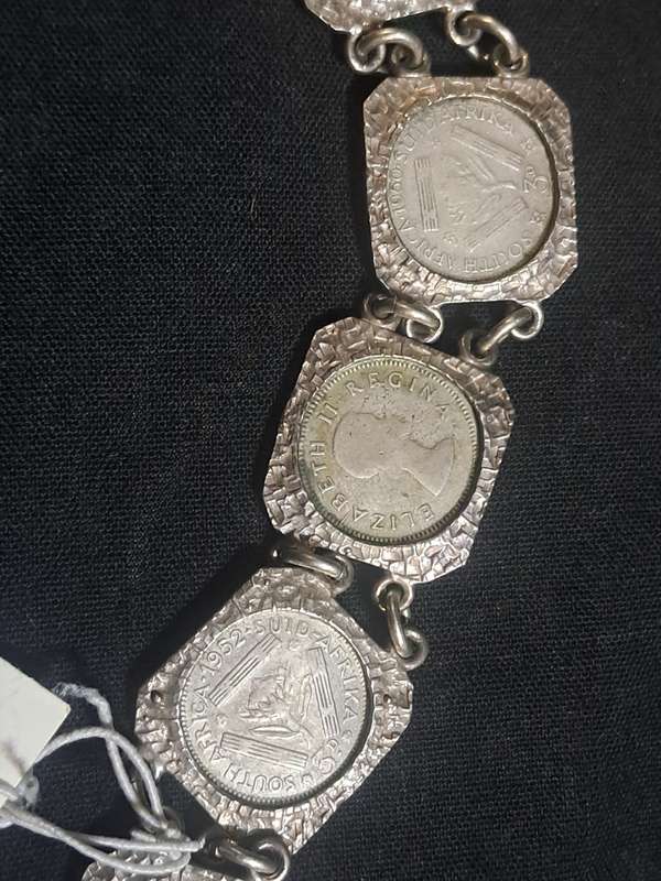 Tickey 3d coin bracelet
