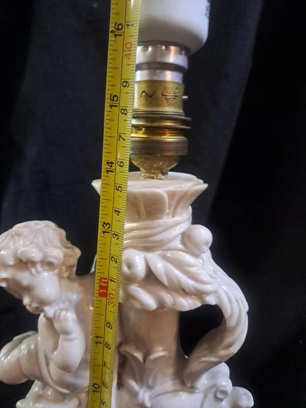 Angel lamp resin marked Le Ron (slightly chiped)