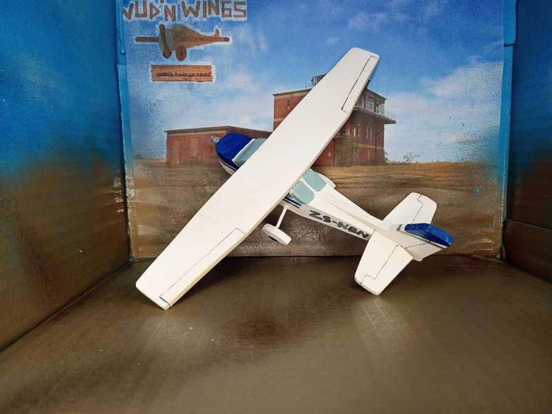 Handmade 1/48 scale, Cessna C172 Skyhawk, wooden model.