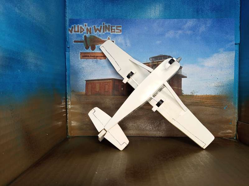 Handmade 1/48 scale, Cessna C172 Skyhawk, wooden model.
