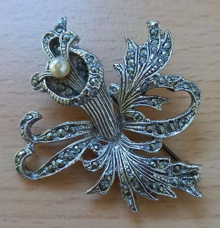 Marcasite flower brooch