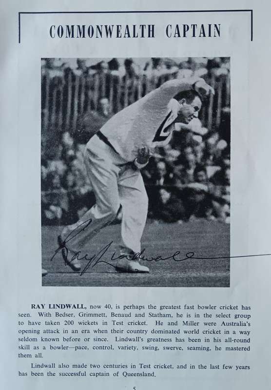 1962 Commonwealth cricket tour of Rhodesia souvenir booklet with 25 signatures - very rare