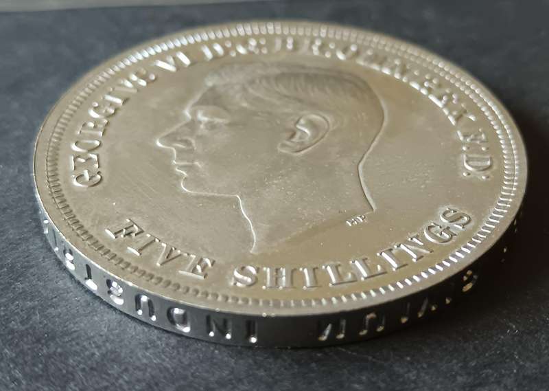 Great Britain 1951 Festival of Britain crown in original box