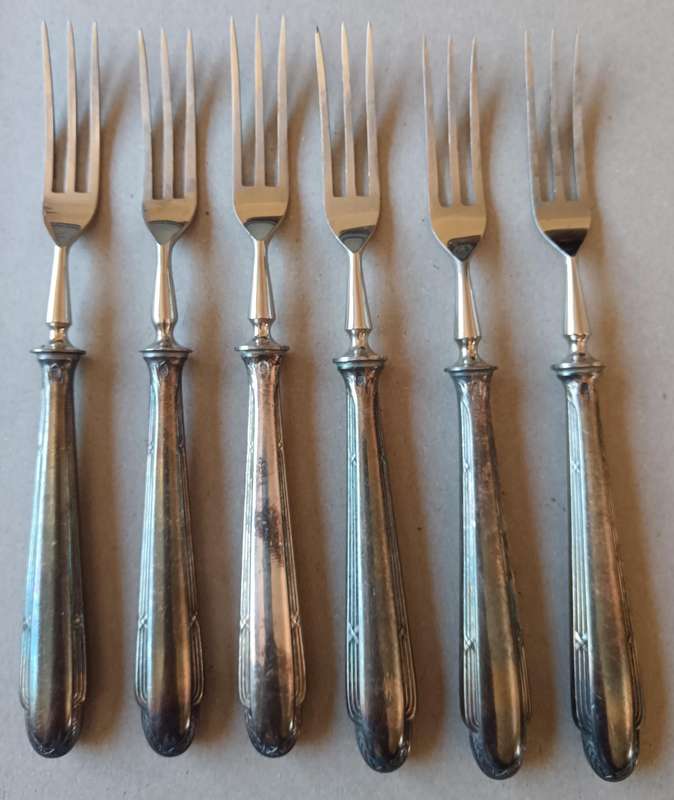 Set of 6 WMF art nouveau silver-plated fruit forks