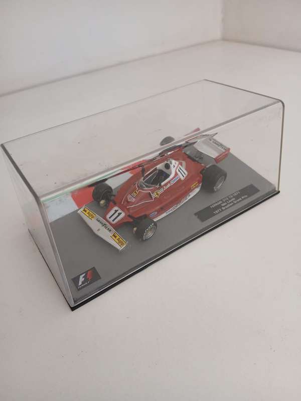 Niki Lauda - Ferrari F1 1977 - 1:43