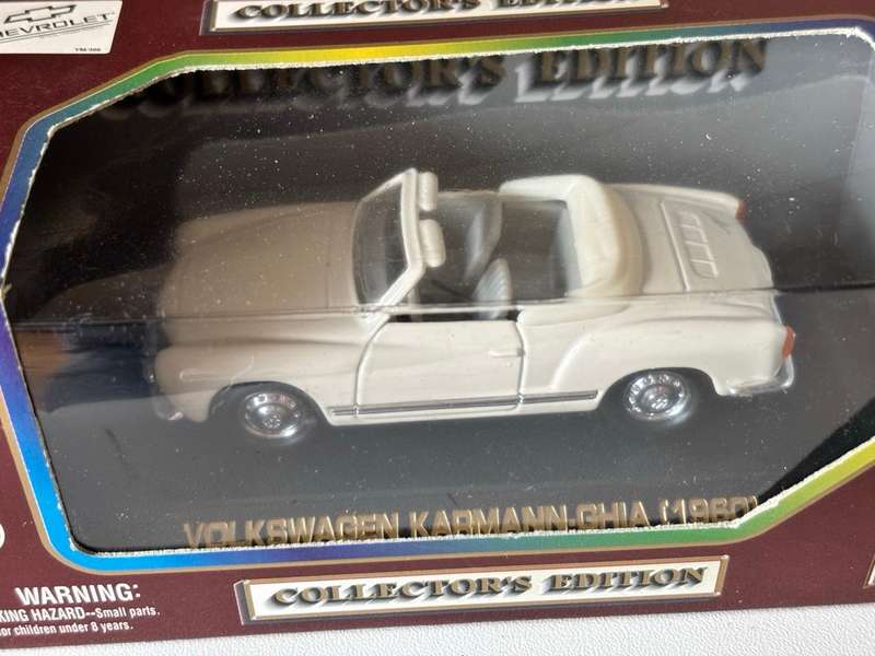 Volkswagen Karmann Ghia 1960 Convertible (Collectors Edition)
