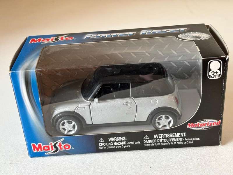 Mini Cooper "Power Racer" (Maisto)