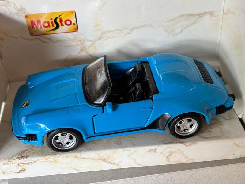 Porsche 911 Speedster (Maisto)