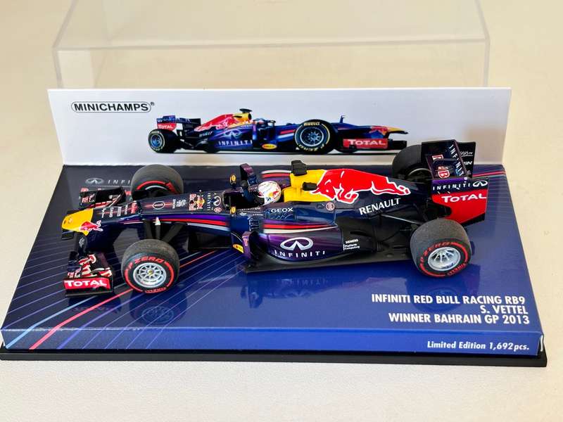 Sebastian Vettel - 2013 Red Bull RB9 F1 `Bahrain GP Winner` (Rare Minichamps 1:43)