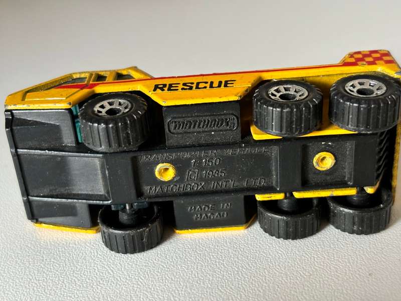 Transporter Vehicle 1985 (Matchbox)