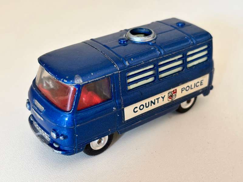 Commer 3/4 Ton Chassis - Police #464 (Corgi +/-1:43 made in Britain)