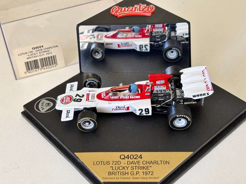 Lotus 72D 'Lucky Strike' 1972 F1 - Dave Charlton - 1:43 rare Quartzo in box