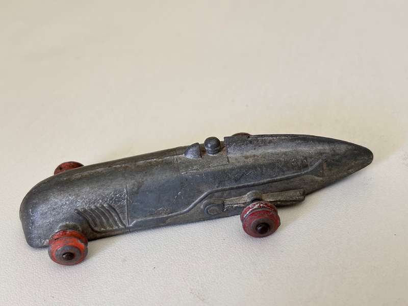 Rare Vintage MG Racing Car #23A 1946 (Dinky - made in Britain)