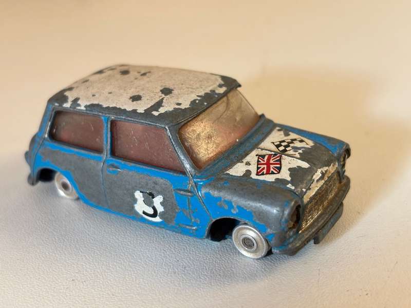 Extremely Rare Vintage Morris Mini Cooper #227 (Corgi +/-1:43 made in Britain)
