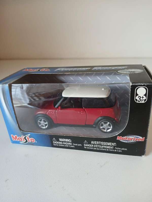 Mini Cooper "Power Racer" (Maisto)