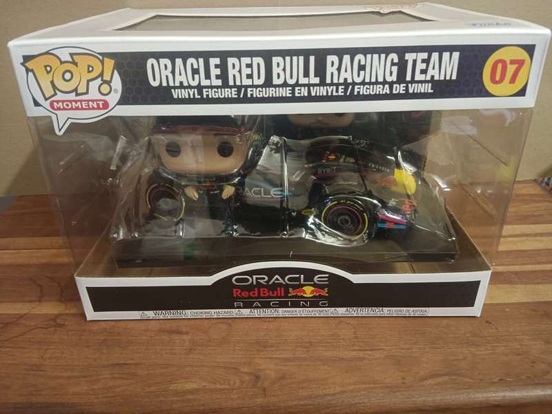 Funko POP! MOMENT FORMULA 1 RED BULL TEAM VINYL FIGURE