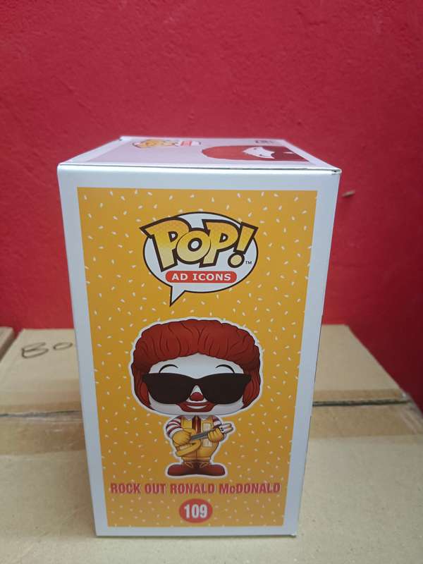 POP AD ICONS MCDONALDS ROCK OUT RONALD VINYL FIGURE