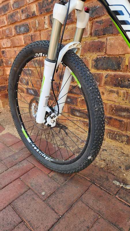 MERIDA 900 TFS 26" MOUNTAIN BIKE- COLLECTION ONLY