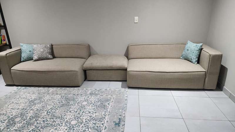 ZOLA - 4 SEATER COUCH WITH OTTOMAN