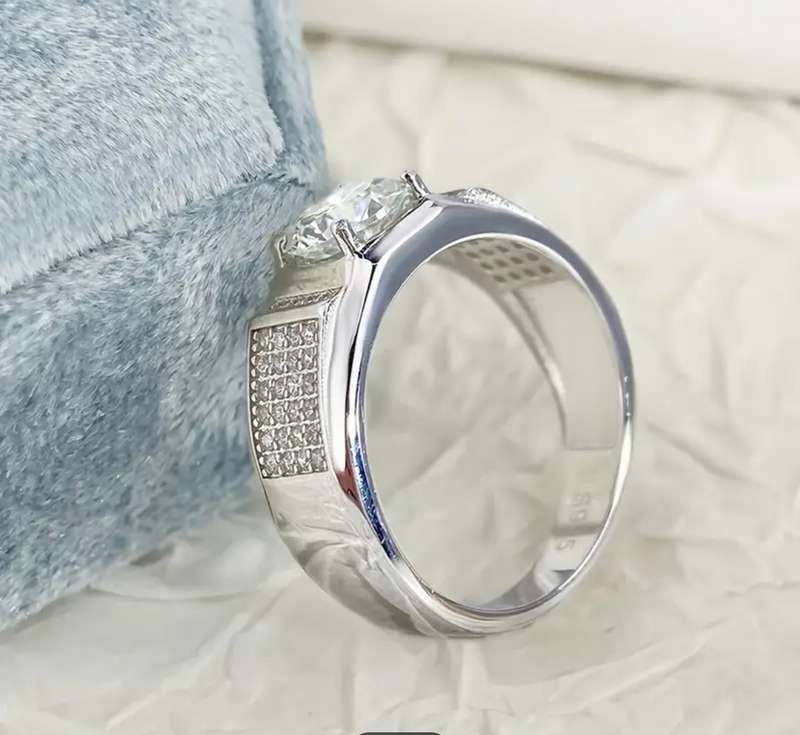 Certified 1ct Moissanite Ring Size 7