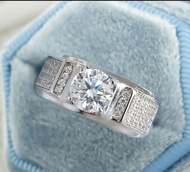 Certified 1ct Moissanite Ring Size 7