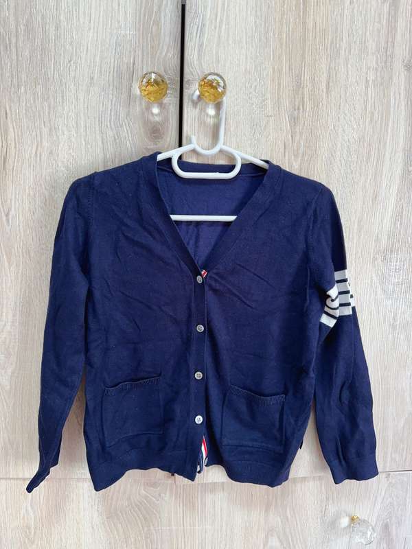 CLASSIC DESIGN AND SOFT MATERIAL KNITWEAR FOR KIDS 140CM