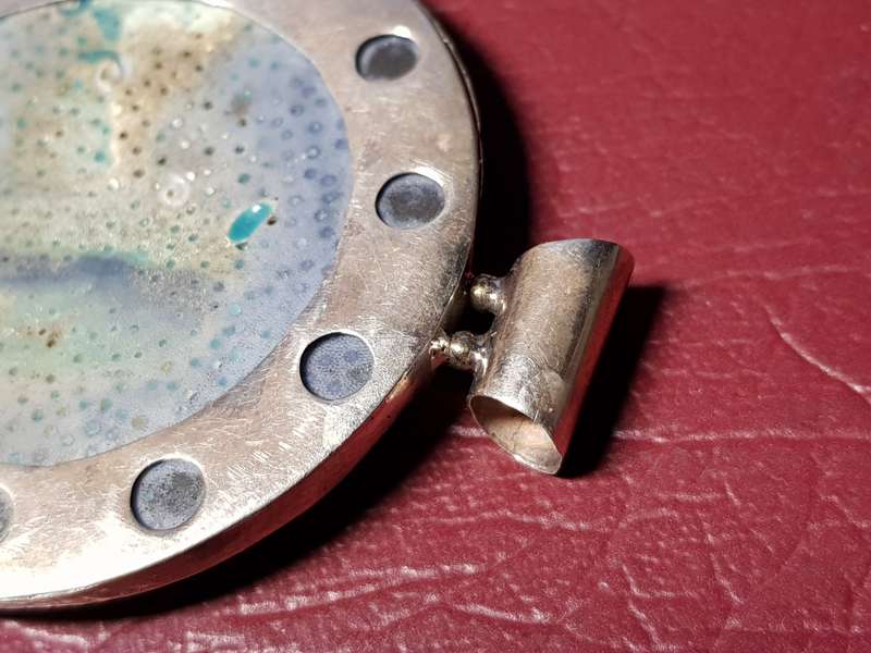 Lovely Handmade Genuine Sterling Silver Pendant with Coral - [20,2 g]