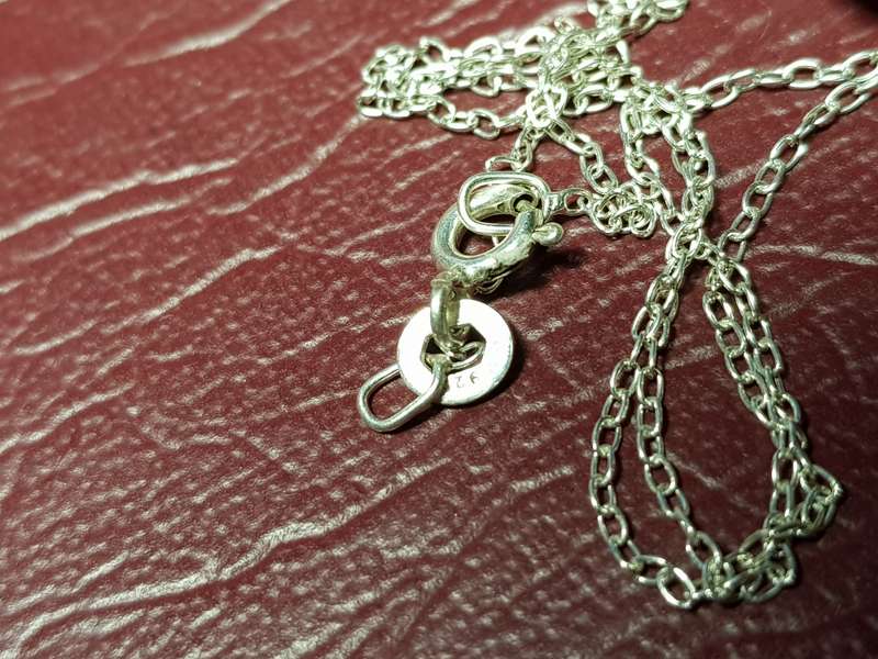 Lovely Genuine Solid Sterling Silver Necklace In Very Good Condition - [3,5 g]