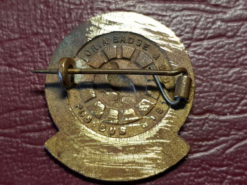 Old Patrys Klub Wakker Loop Metal Lapel Pin Badge