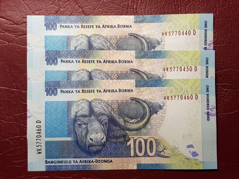 3 x R100 Notes L Kganyago Crisp Unc - [Bid per note to take all]