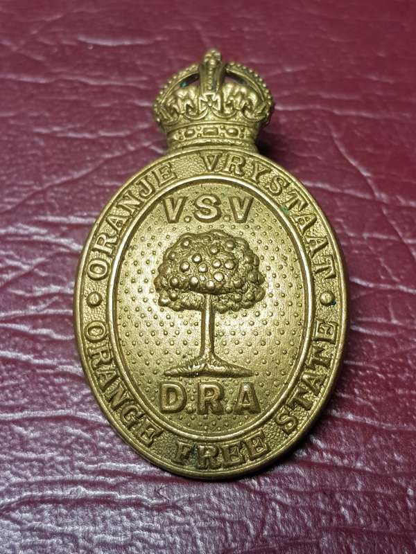 WW2 SA Defense Rifle Association  Cap Badge in Excellent Condition