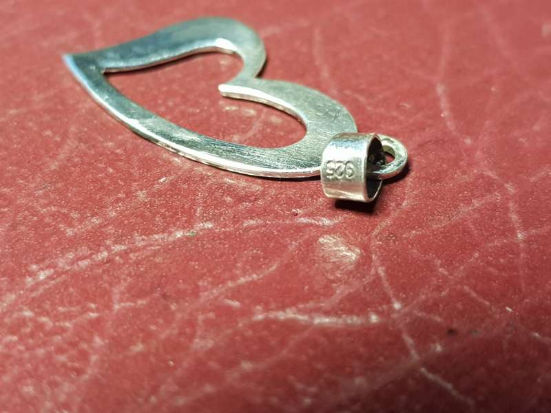 Lovely Genuine Solid Sterling Silver Pendant I Very Good Condition - [Length 25 mm]