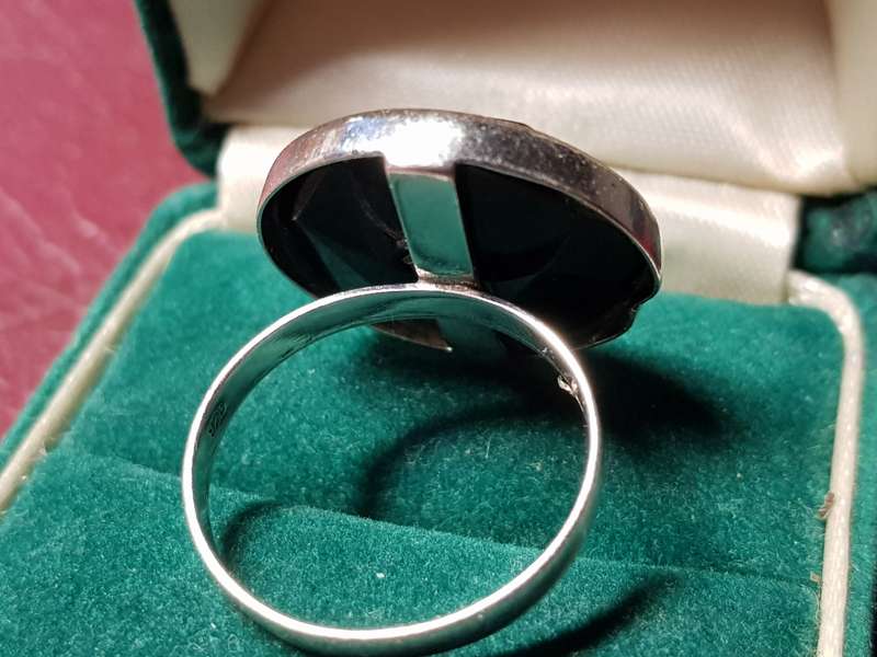 Lovely Genuine Solid Sterling Silver Ring In Good Condition - [5,2 g]