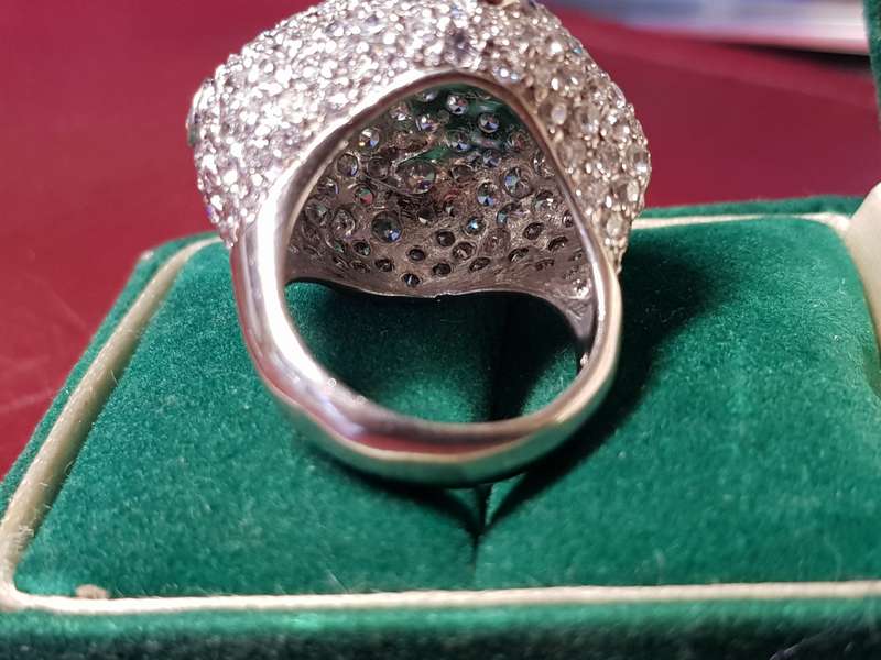 Lovely Genuine Solid Sterling Silver Ring In Excellent Condition - [11,4 g]*