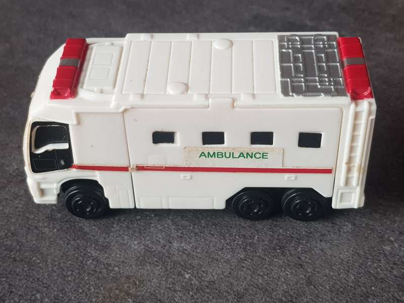 2020 Tomica Super Ambulance - Made For Mc Donald's - [Length 89 mm]