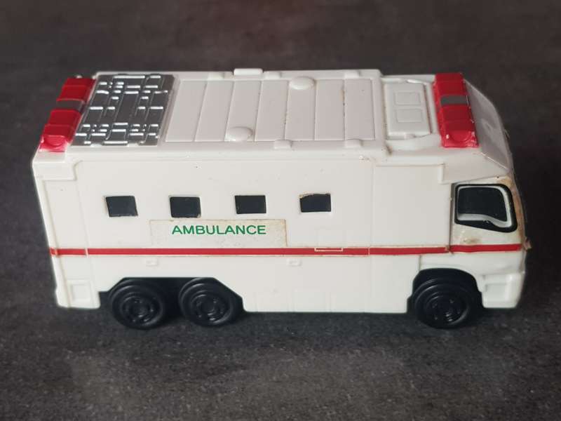 2020 Tomica Super Ambulance - Made For Mc Donald's - [Length 89 mm]